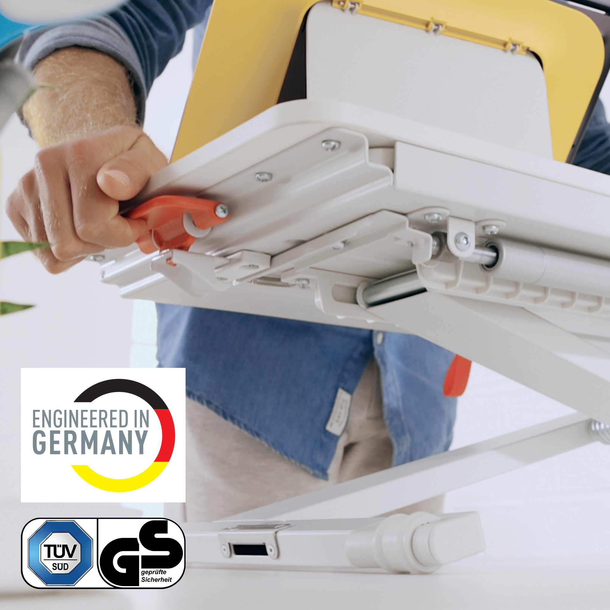 Leitz desk riser 31